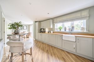 Kitchen- click for photo gallery